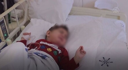 Küçük çocuğun midesinden 17 mıknatıs çıktı - dunya