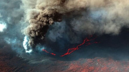 La Palma’daki yanardağ 28 gündür faal: Bir yerleşim yeri yok oldu - dunya