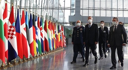 Bakan Akar NATO Karargahı'nda - gundem
