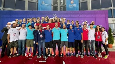 Milli yüzücülerden 18 madalya - spor