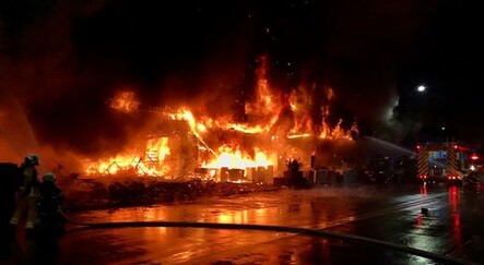 Tayvan'da 13 katlı binada yangın! Ölü ve yaralılar var - dunya