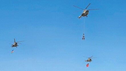 Türk savaş jetleri Nahçıvan semalarında - dunya