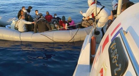 Yunan Sahil Güvenliği 27 göçmeni Türk karasularına itti - yasam