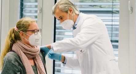 Almanya’da aşı hedefi yılbaşına kadar 30 milyon! - dunya