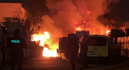 Avcılar'da fabrika yangını: Söndürme çalışmaları sürüyor - yasam