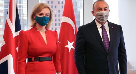 Bakan Çavuşoğlu, İngiliz mevkidaşı ile görüştü - politika