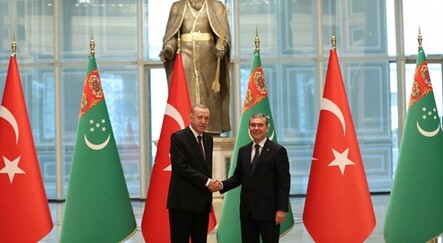 Cumhurbaşkanı Erdoğan Türkmenistan'da: İki ülke arasında imzalar atıldı - dunya