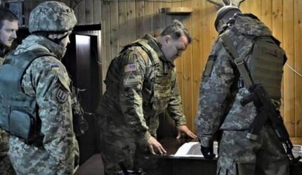 Donbass'ta gövde gösterisi - dunya