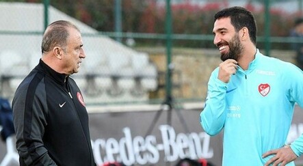 Galatasaray’ın kaptanı Arda Turan futbolu bırakıyor! - spor