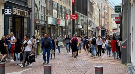 Hollanda’da artan korona vakaları kısmi kapanma getirdi - dunya