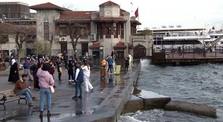 İstanbul’da lodos: Dalgaların yüksekliği metreleri buldu - yasam
