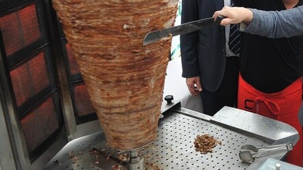 Liselileri ucuz tavuk döner zehirledi - gundem