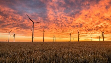 Sıfır emisyonlu enerji sistemine geçiş, küresel ekonomiye 25 yılda 26 trilyon dolar kazandıracak - ekonomi