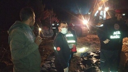 Yükünü boşaltan kamyon uçuruma yuvarlandı, 2 kişi öldü - gundem