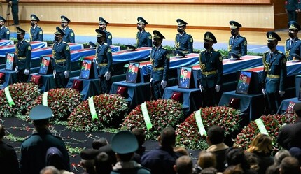 Azerbaycan'da helikopter kazası şehitleri gözyaşlarıyla uğurlandı - turkiye