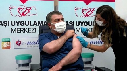 Bakan Koca, hatırlatma dozu olarak TURKOVAC yaptırdı - saglik