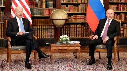 Biden ile Putin arasında kritik görüşme başladı - dunya