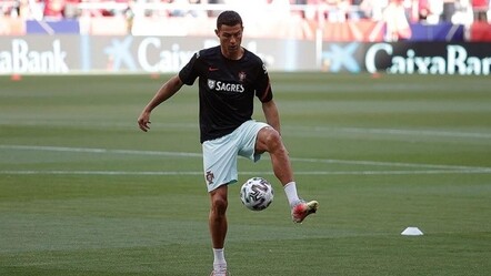 Cristiano Ronaldo Hindistan'ı ikiye böldü - spor