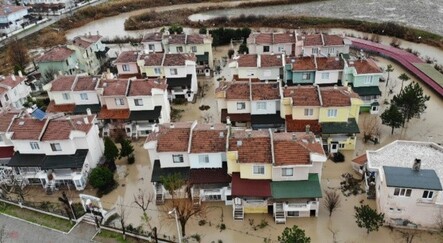 Evler sel sularına gömüldü, Trakya’ya bir uyarı daha - dunya
