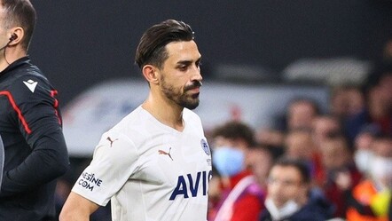 Fenerbahçeli futbolcu İrfan Can Kahveci'ye 2 maç men cezası - spor