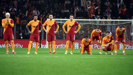 Galatasaray, Denizlispor'a yenilerek Türkiye Kupası'na veda etti - spor