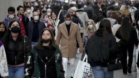 İtalya vaka rekoru! Bir günde 126 bin kişi korona oldu - saglik