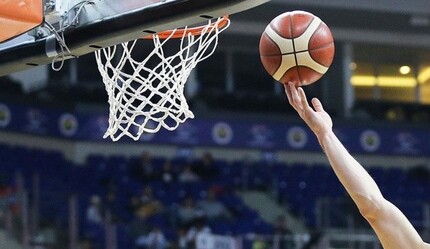 Koronavirüs parkeyi vurdu: Fenerbahçe Beko'nun iki maçı ertelendi - spor