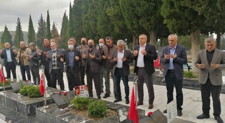 Soma’da hayatını kaybeden 301 maden işçisi mezarları başında anıldı - yasam