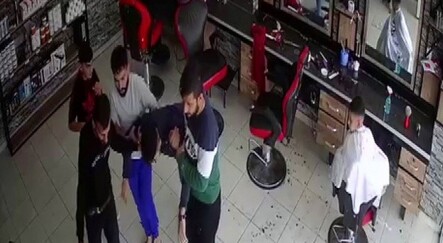 Tıraş olurken kalp krizi geçirdi: İlk müdahaleyi berber yaptı - yasam