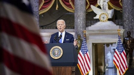 Biden kanlı kongre baskınının yıl dönümünde Trump'ı hedef aldı - dunya