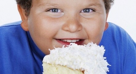 Büyükanne ve büyükbaba obezse çocukta obezite riski büyük - saglik