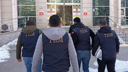 DEAŞ'ın keskin nişancısı Kırşehir'de yakalandı - dunya
