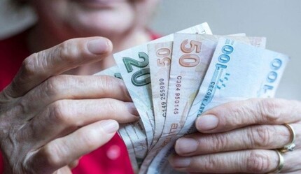 Emekli öğretmenlere 884 liralık zam - egitim