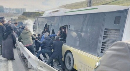 İETT otobüsü Sefaköy'de kaza yaptı! - yasam