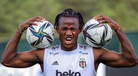 Michy Batshuayi’den hacamat keyfi! Sosyal medyada gündem oldu - dunya