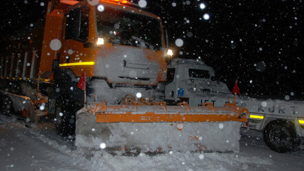 Antalya-Konya yolu kar sebebiyle tır geçişlerine kapandı - ekonomi