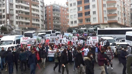 Evlat nöbetinde 900. gün: Şehitler ölmez, vatan bölünmez - gundem