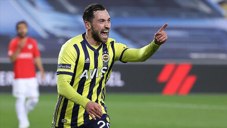 Fenerbahçe'de forma giyen Sinan Gümüş'ün yeni adresi Antalyaspor oldu - spor