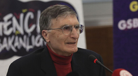 Türk bilim adamı Prof. Dr. Aziz Sancar: Ayrım yapmadan aşınızı olun - teknoloji