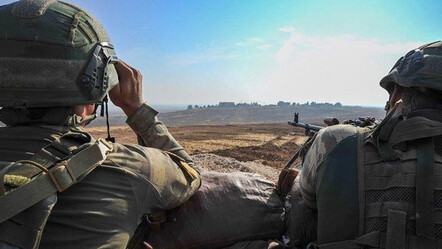 Yasa dışı yollarla Türkiye'ye girmeye çalışan 1'i PKK'lı  4 kişi yakalandı - gundem