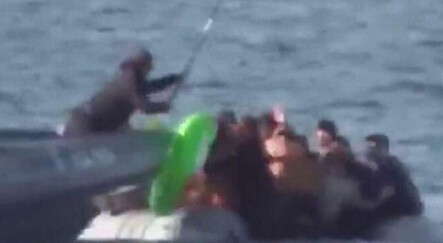 Yunanlılar göçmenlere zulümde sınır tanımıyor: 15 bin 794 göçmeni ölüme ittiler - dunya