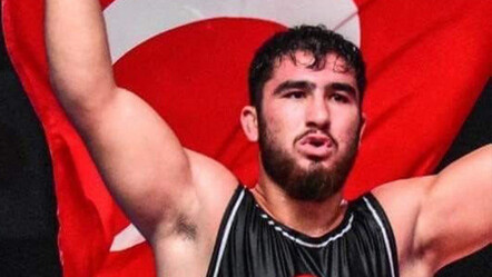 Güreşte çifte şampiyonluk! Taha ve Feyzullah Avrupa'yı devirdi - spor