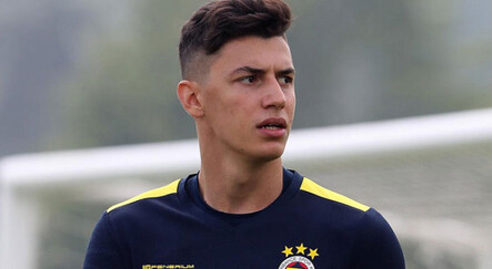 İsmi Beşiktaş’la anılıyordu! Berke Özer dünya devine imza attı - spor