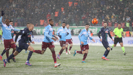 Karadeniz derbisinin kazananı Rize - spor