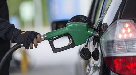 Motorin ve benzine peş peşe indirim geldi - ekonomi