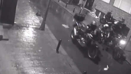 Şarkıcı Fedon'un yeğenine hırsızlık şoku - yasam