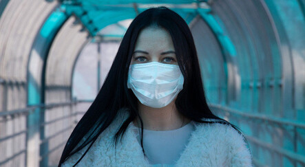 Uzmanı uyardı: Açık alanlarda mesafe korunamıyorsa maske takılmalı - saglik
