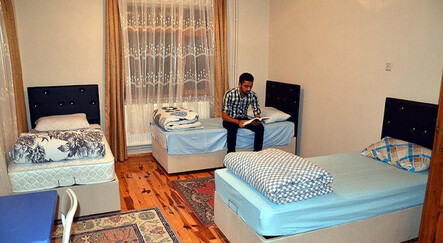 1+1'de tek öğrenci artık hayal: Erkekler evi 5'liyor - ekonomi