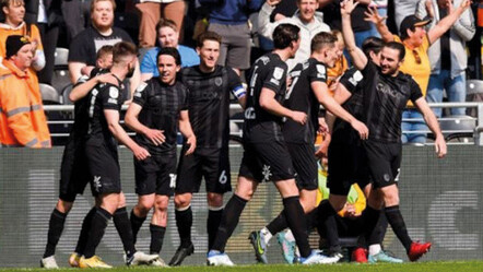 3 dakikada maçın seyri değişti! Hull Citiy'e Allahyar dopingi - spor