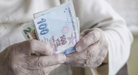 Bayram öncesi emeklilere müjde! İkramiyeler bugün hesaplara yatırılacak - ekonomi